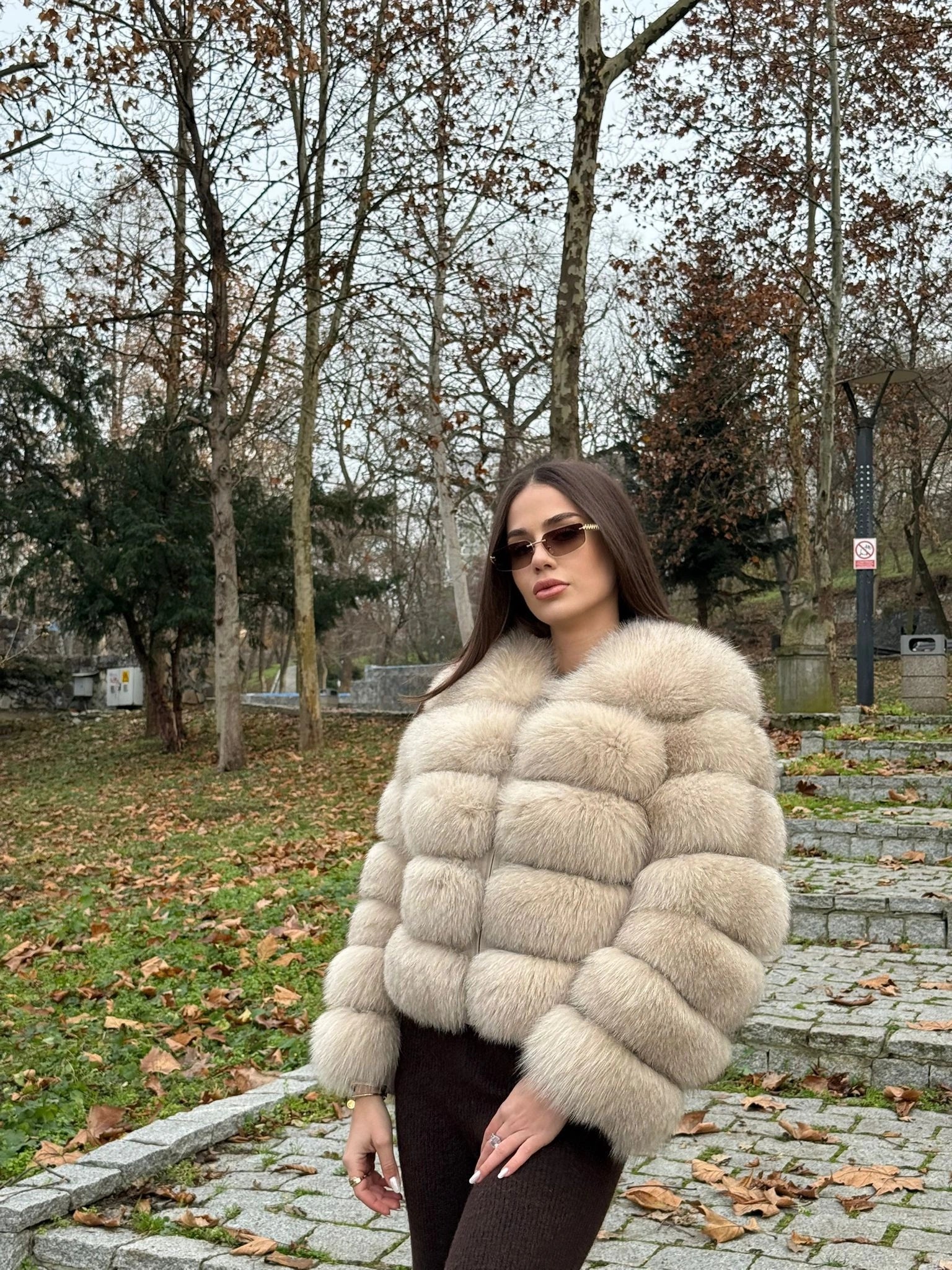 Haină din Blană Naturală de Vulpe Polară